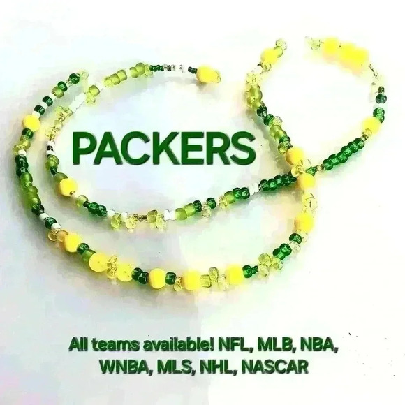 Your favorite sports teams in beaded fashion! The Sui Generis Custom Necklace - Picture 2 of 5